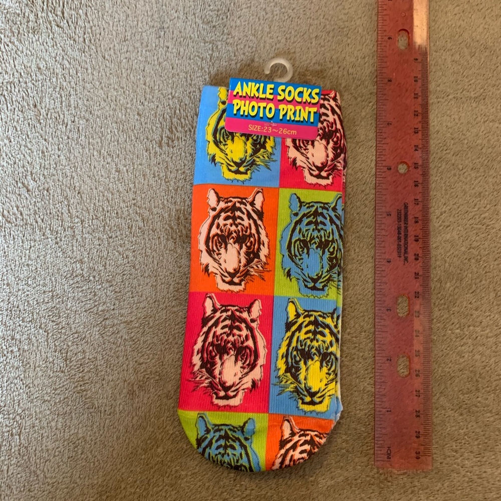 Psychedelic tiger socks! New! - Picture 2 of 3